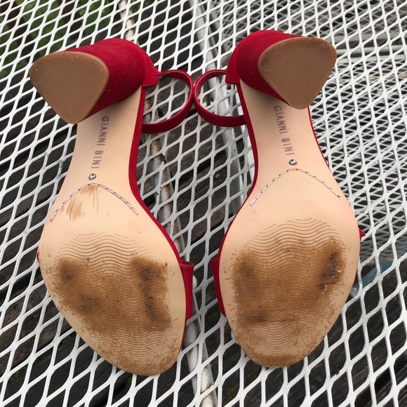 Gianni Bini Red Block Heels - Picture 4 of 5